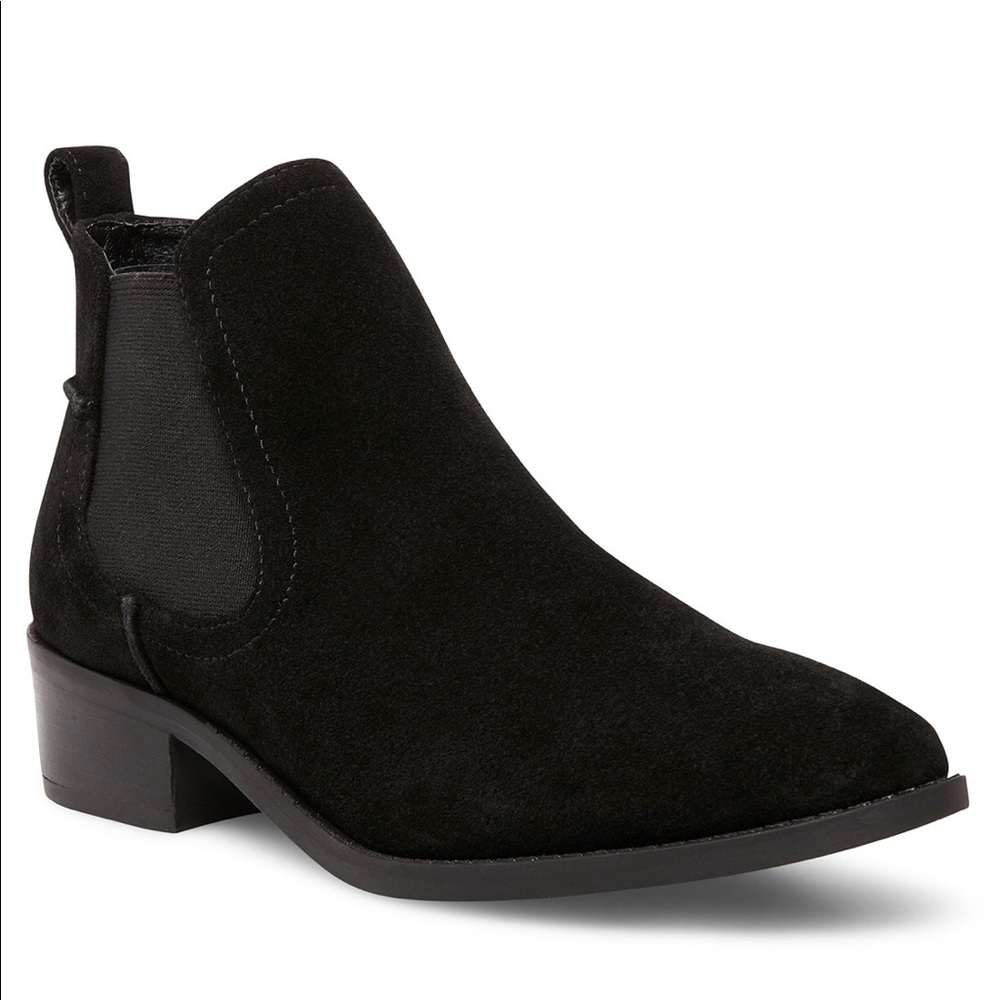 Steve Madden Black Suede Booties